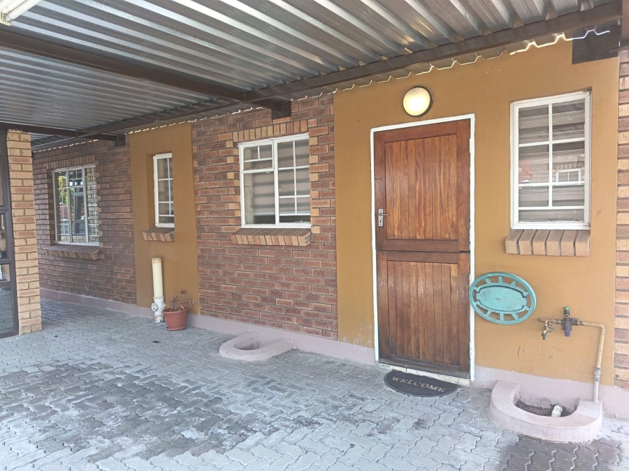 3 Bedroom Property for Sale in Waterval East North West
